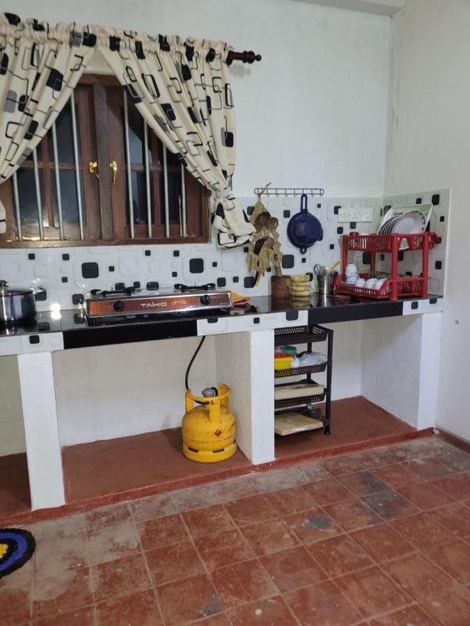 Villa Sea Sprays Hikkaduwa Esterno foto